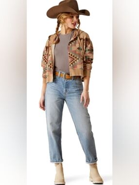 ARIAT Oversized Cropped Aztec Patterned Zip Hoodie